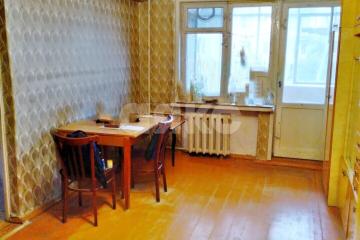 Фото №1: 3-комнатная квартира <span class="whitespace-nowrap">58 м²</span>, <span class="whitespace-nowrap">3/5 эт.</span> - Волгоград, р. Тракторозаводский, ул. Жолудева, 13