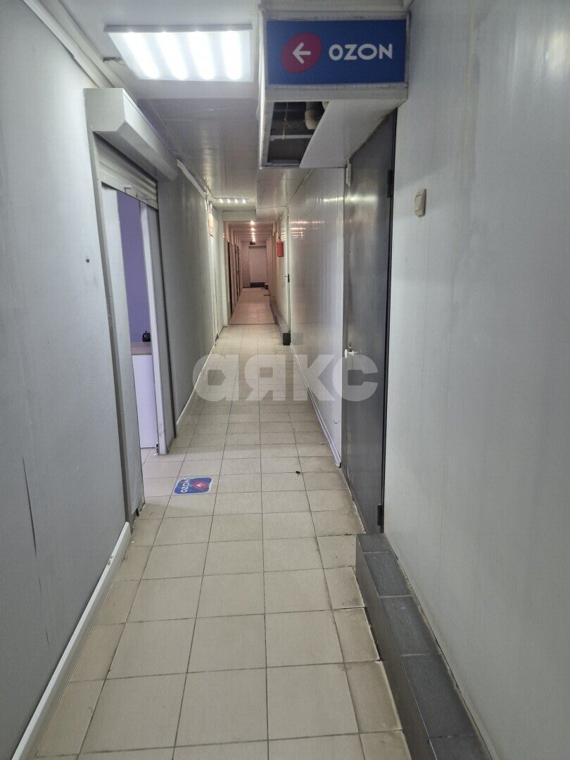 Фото №5: Коммерция <span class="whitespace-nowrap">700 м²</span>, <span class="whitespace-nowrap">-1/5 эт.</span> - Волгоград, Кировский, мкр. Развилка, ул. 64-й Армии, 75