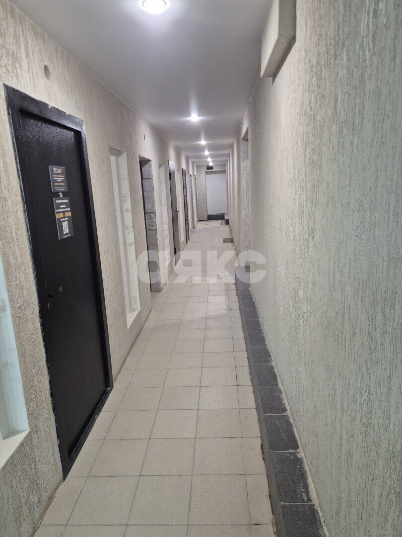 Фото №6: Коммерция <span class="whitespace-nowrap">700 м²</span>, <span class="whitespace-nowrap">-1/5 эт.</span> - Волгоград, Кировский, мкр. Развилка, ул. 64-й Армии, 75