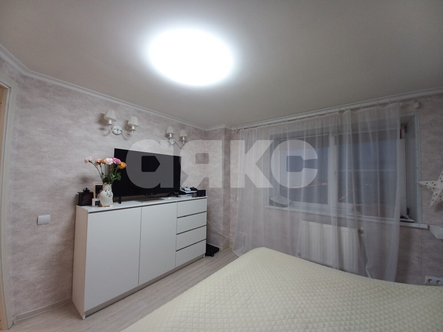 Фото №6: 2-комнатная квартира <span class="whitespace-nowrap">45 м²</span>, <span class="whitespace-nowrap">18/18 эт.</span> - Волгоград, Краснооктябрьский, мкр. ЖК Дом на Кузнецова, ул. Кузнецова, 57