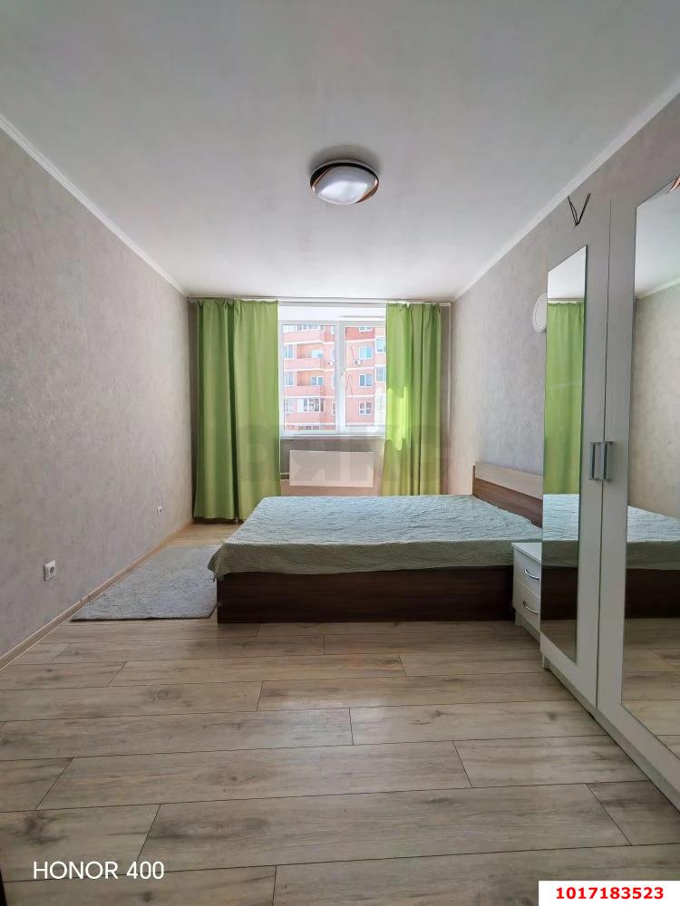 Фото №6: 2-комнатная квартира 63 м² - Краснодар, Прикубанский внутригородской округ, мкр. Военный городок № 109, ул. Кореновская, 69