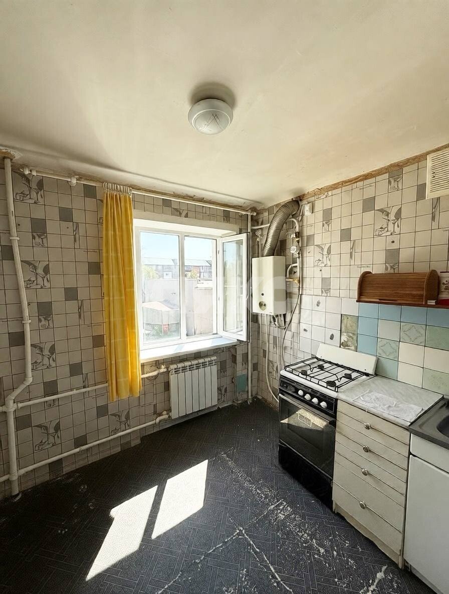 Фото №1: 2-комнатная квартира 46 м² - Мариуполь, р. Ильичёвский, пр-кт Металлургов, 192