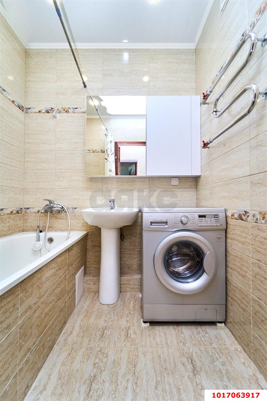 Фото №11: 2-комнатная квартира <span class="whitespace-nowrap">75 м²</span>, <span class="whitespace-nowrap">6/22 эт.</span> - Краснодар, Центральный внутригородской округ, Черёмушки, мкр. ЖК Солнечный Остров, ул. Ставропольская, 336/6