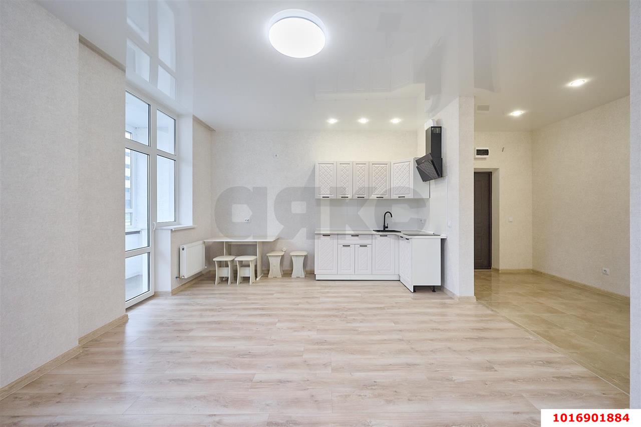 Фото №1: 2-комнатная квартира 55 м² - Краснодар, Прикубанский внутригородской округ, мкр. жилой комплекс Облака, ул. имени Генерала Корнилова, 9к1