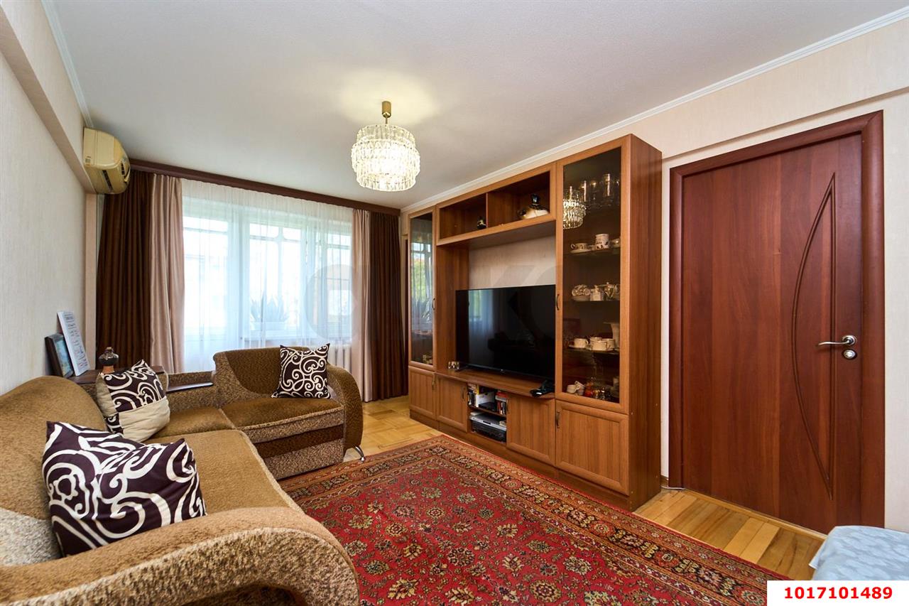 Фото №1: 4-комнатная квартира 64 м² - Краснодар, Прикубанский внутригородской округ, мкр. Фестивальный, ул. Герцена, 192