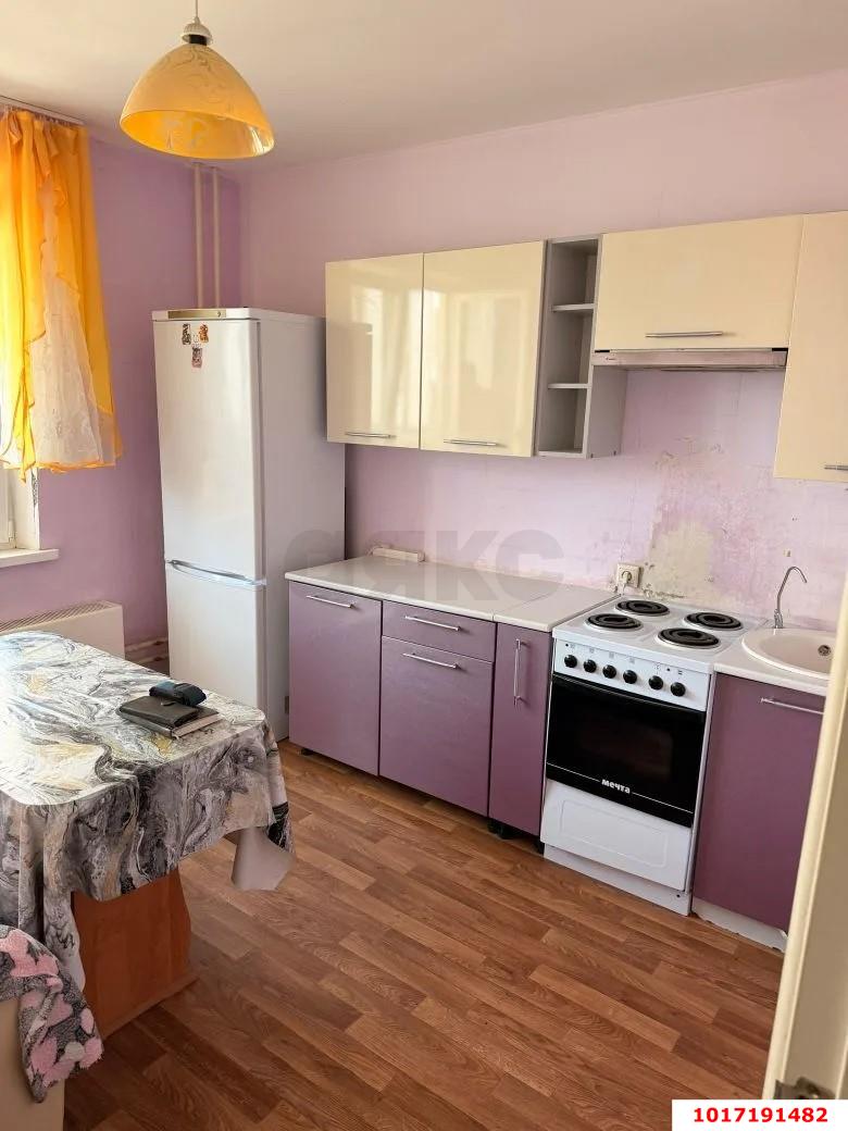 Фото №2: 1-комнатная квартира 42 м² - Краснодар, Прикубанский внутригородской округ, мкр. Восточно-Кругликовский, ул. Черкасская, 137