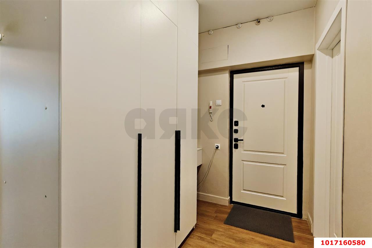 Фото №13: 3-комнатная квартира 88 м² - Краснодар, Прикубанский внутригородской округ, мкр. Восточно-Кругликовский, ул. Героев-Разведчиков, 23/1