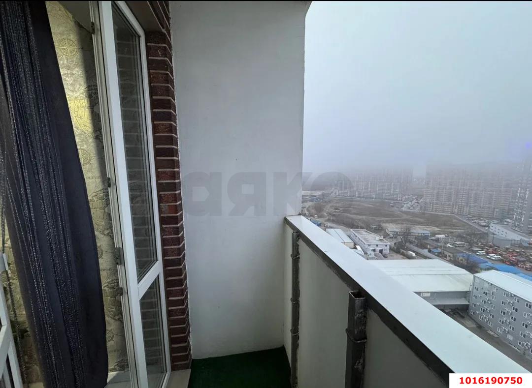 Фото №14: 3-комнатная квартира 86 м² - Краснодар, Карасунский внутригородской округ, ж/м Пашковский, ул. Бородинская, 156/2Б