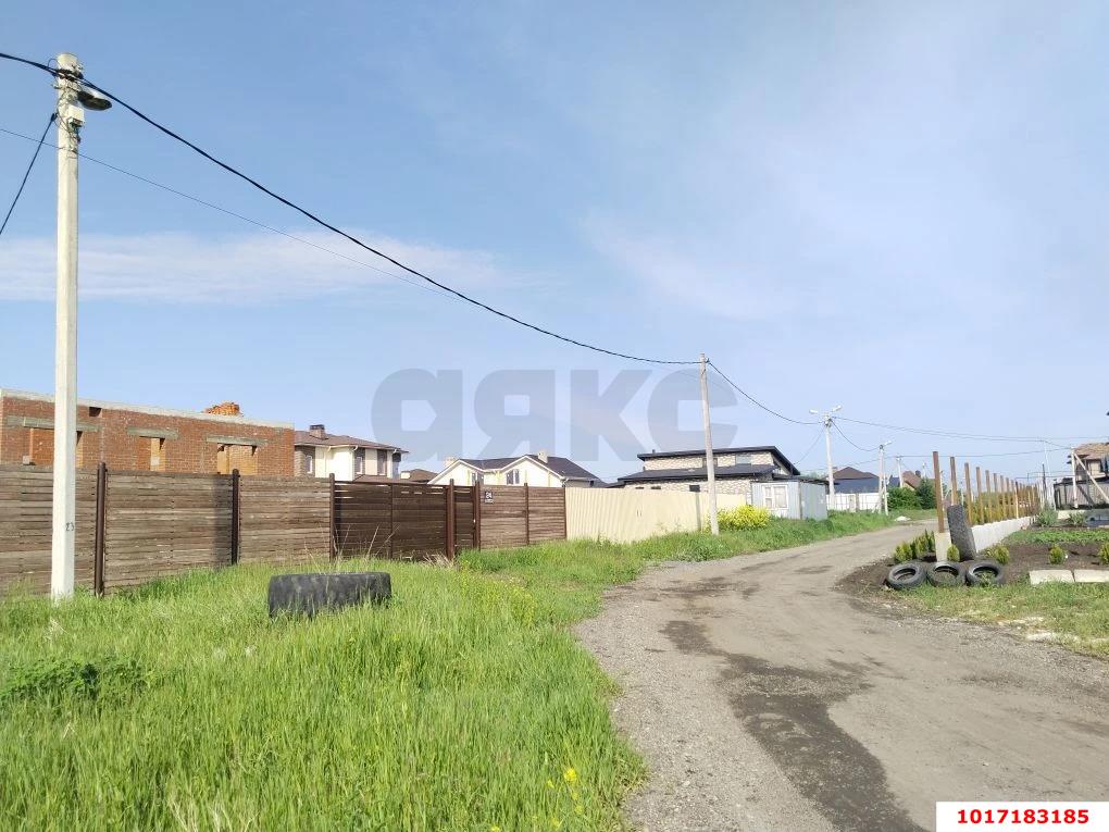 Фото №2: Земельный участок под ИЖС - Краснодар, Прикубанский внутригородской округ, п. коттеджный  Барвиха, пр-д 2-й  Писателя Степанова, 24