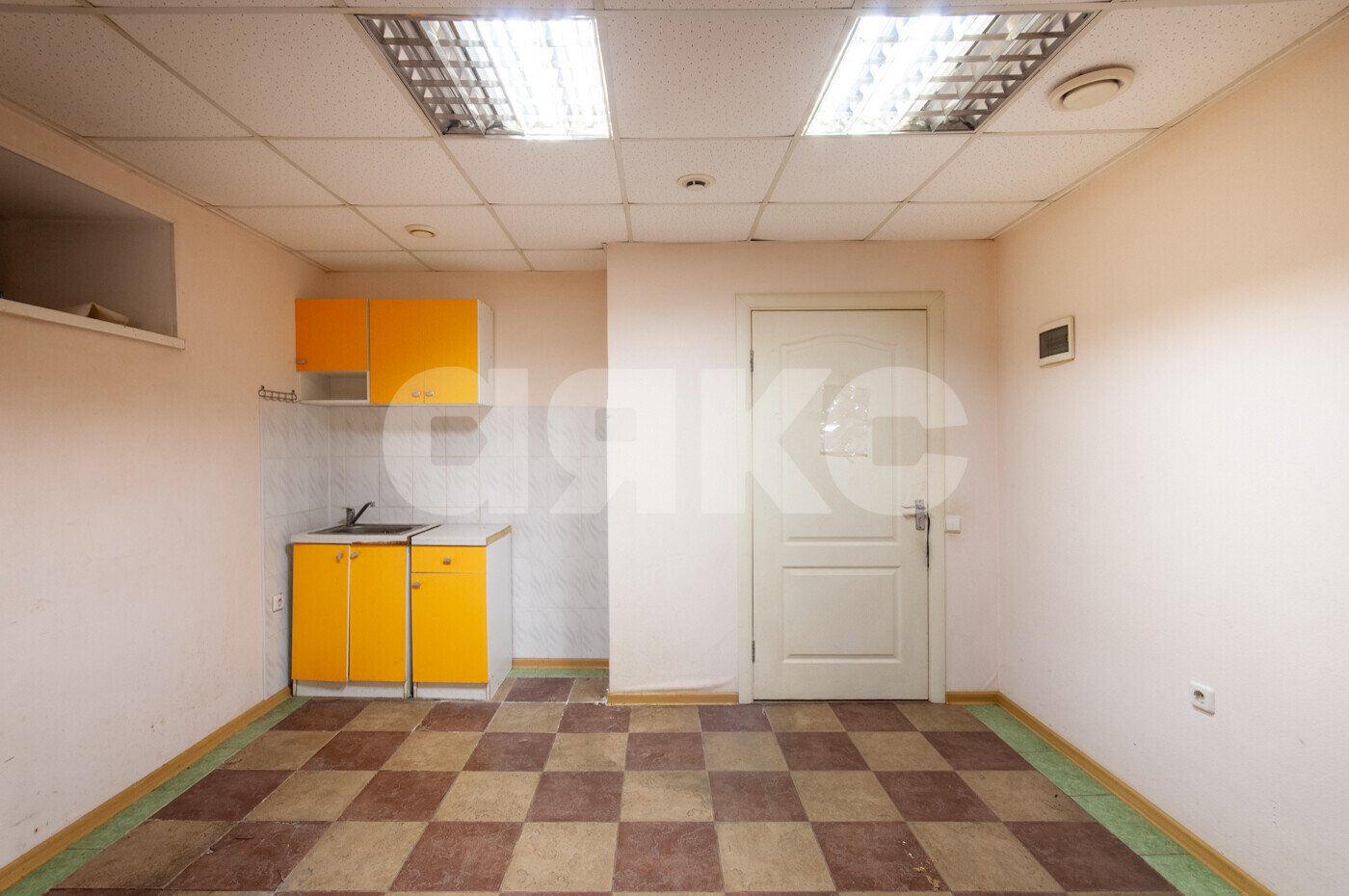 Фото №9: Коммерция 226 м² - Красково, п. Коренёво, ул. Чехова, 13/3