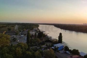 Фото №1: 1-комнатная квартира 45 м² - Краснодар, мкр. ЖК Речной Бриз, ул. Парусная, 10к1