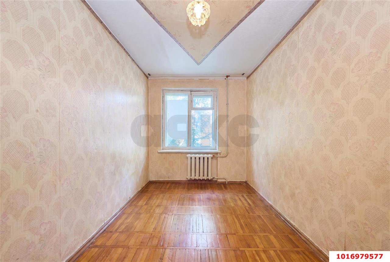 Фото №8: 3-комнатная квартира <span class="whitespace-nowrap">58 м²</span>, <span class="whitespace-nowrap">1/5 эт.</span> - Краснодар, Центральный внутригородской округ, мкр. Черёмушки, ул. Айвазовского, 50
