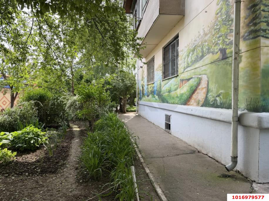 Фото №14: 3-комнатная квартира 58 м² - Краснодар, Центральный внутригородской округ, мкр. Черёмушки, ул. Айвазовского, 50
