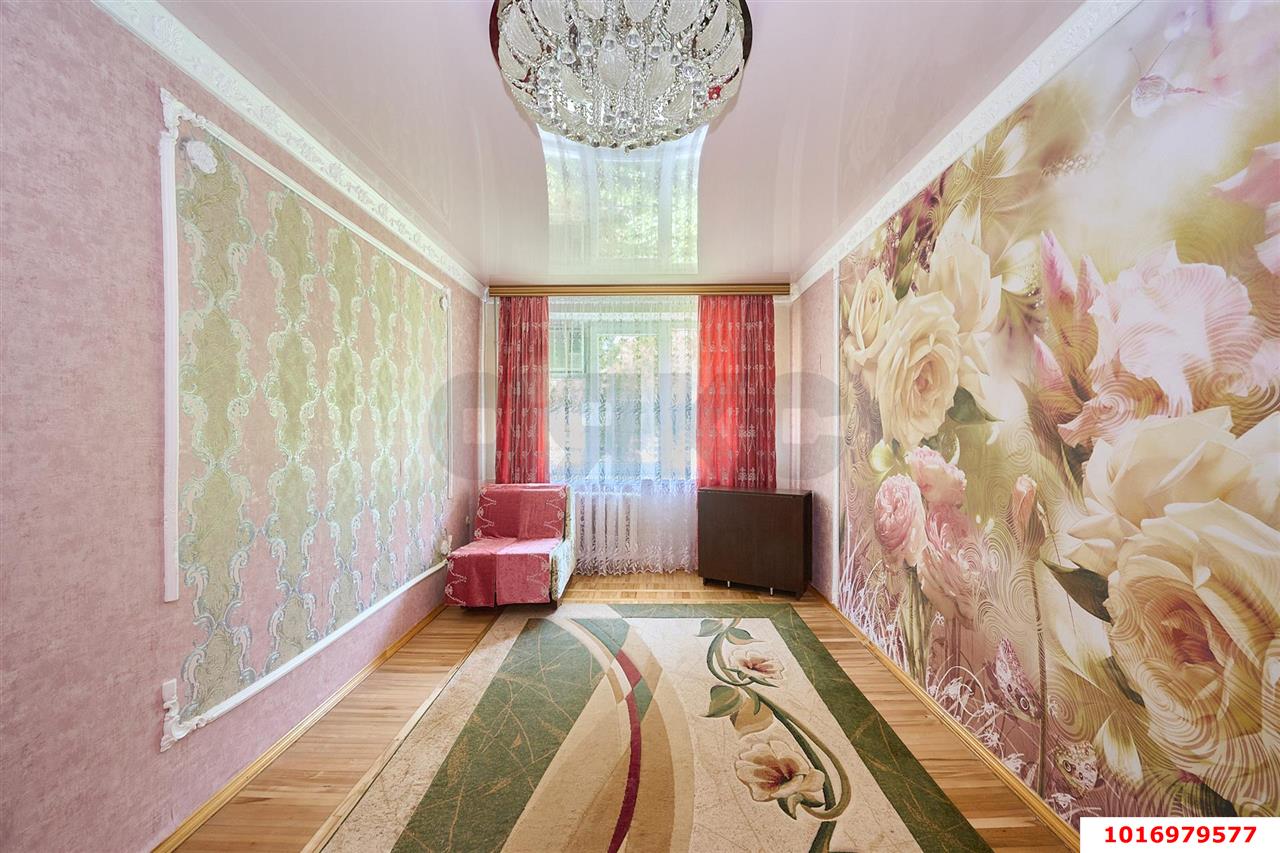 Фото №4: 3-комнатная квартира <span class="whitespace-nowrap">58 м²</span>, <span class="whitespace-nowrap">1/5 эт.</span> - Краснодар, Центральный внутригородской округ, мкр. Черёмушки, ул. Айвазовского, 50