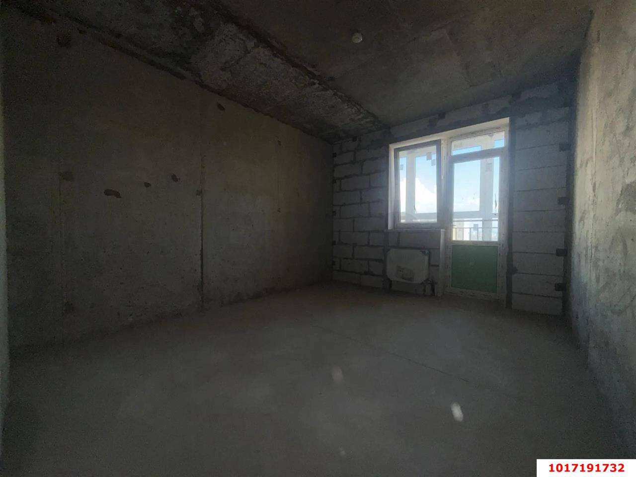 Фото №3: 3-комнатная квартира 82 м² - Краснодар, Карасунский внутригородской округ, Камвольно-суконный Комбинат, мкр. ЖК Урал, ул. Уральская, 87/7