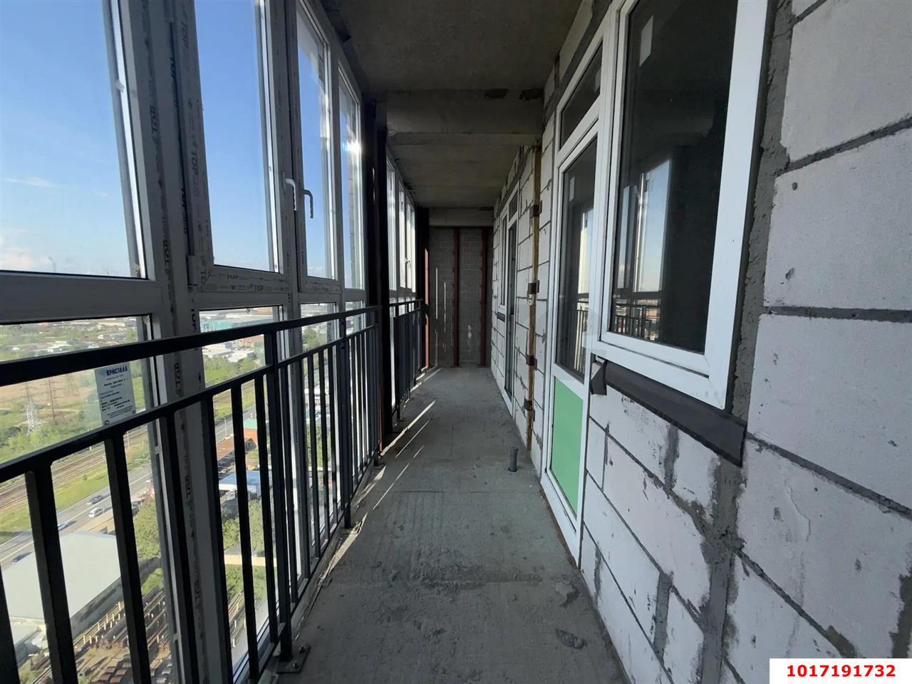 Фото №4: 3-комнатная квартира 82 м² - Краснодар, Карасунский внутригородской округ, Камвольно-суконный Комбинат, мкр. ЖК Урал, ул. Уральская, 87/7