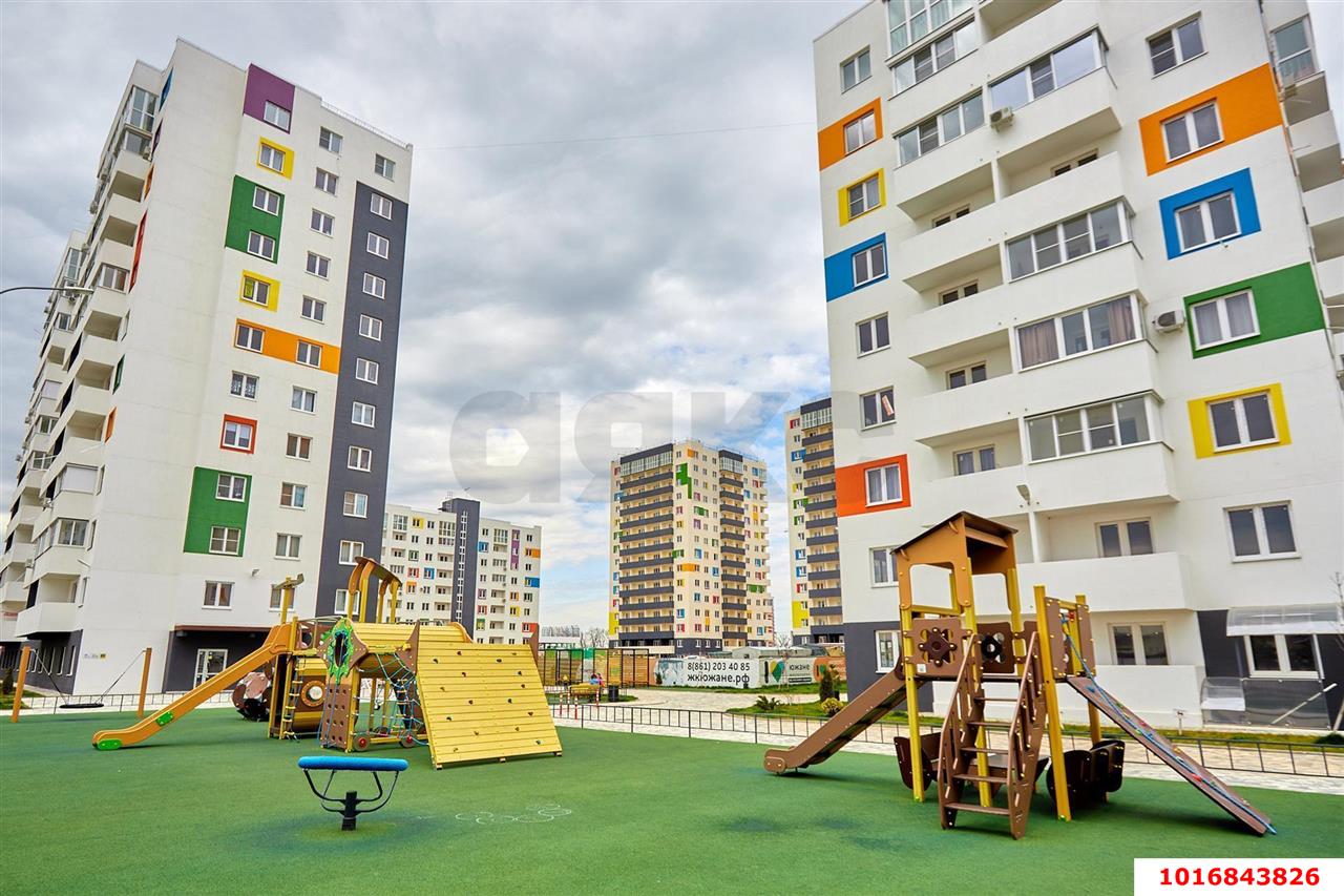Фото №1: 2-комнатная квартира 47 м² - Краснодар, Прикубанский внутригородской округ, мкр. жилой комплекс Южане, ул. Даниила Смоляна, 65к1