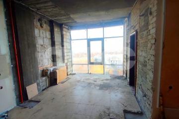 Фото №1: 5+-комнатная квартира 193 м² - Мариуполь, р. Жовтневый, пр-кт Строителей, 108