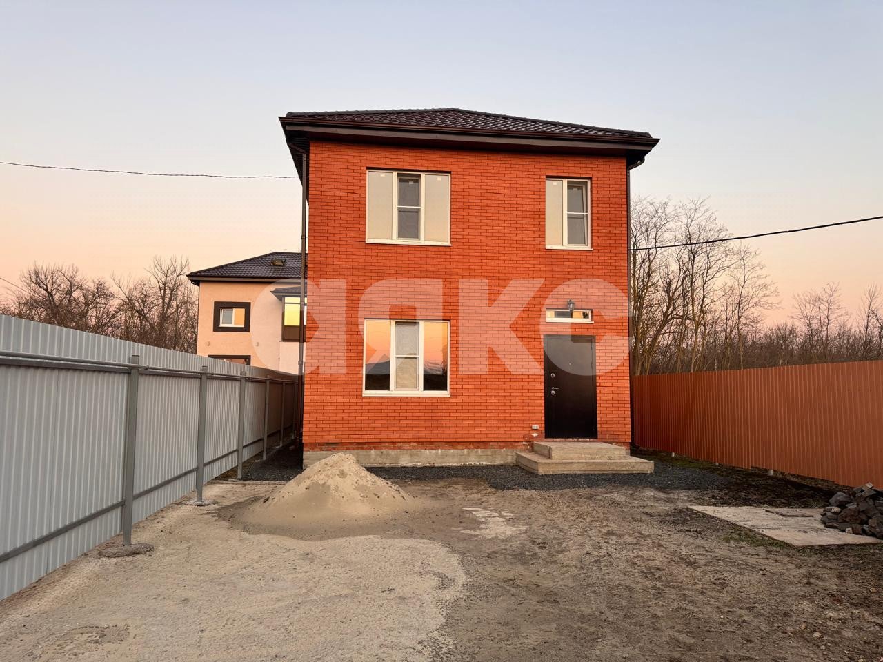 Фото №5: Дом <span class="whitespace-nowrap">140 м²</span> <span class="whitespace-nowrap">+ 5 сот.</span>, <span class="whitespace-nowrap">2 эт.</span> - Красный Сад, мкр. КП Берёзовая Роща, ул. Северная