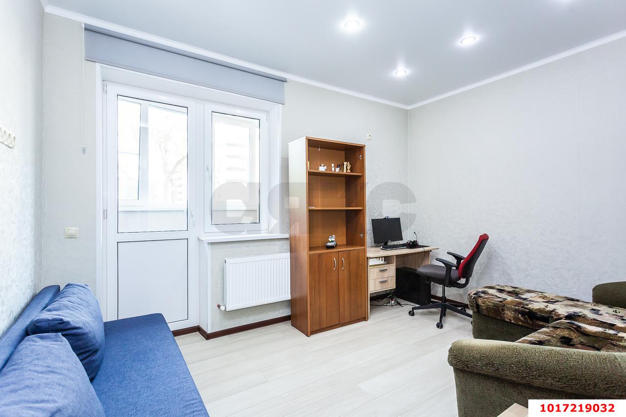 Фото №7: 2-комнатная квартира 60 м² - Краснодар, Западный внутригородской округ, мкр. Юбилейный, ул. 70-летия Октября, 1/6