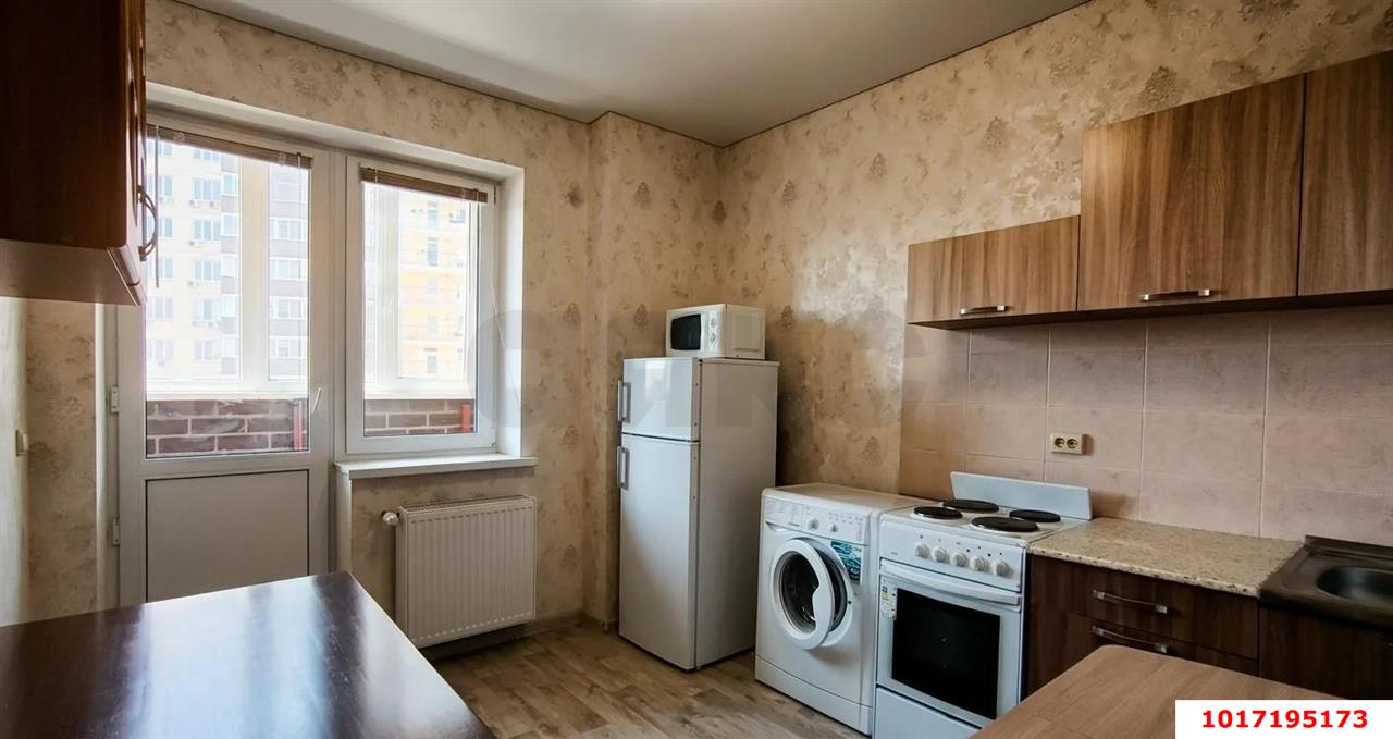 Фото №1: 1-комнатная квартира 36 м² - Краснодар, Карасунский внутригородской округ, мкр. Комсомольский, ул. Уральская, 166/2