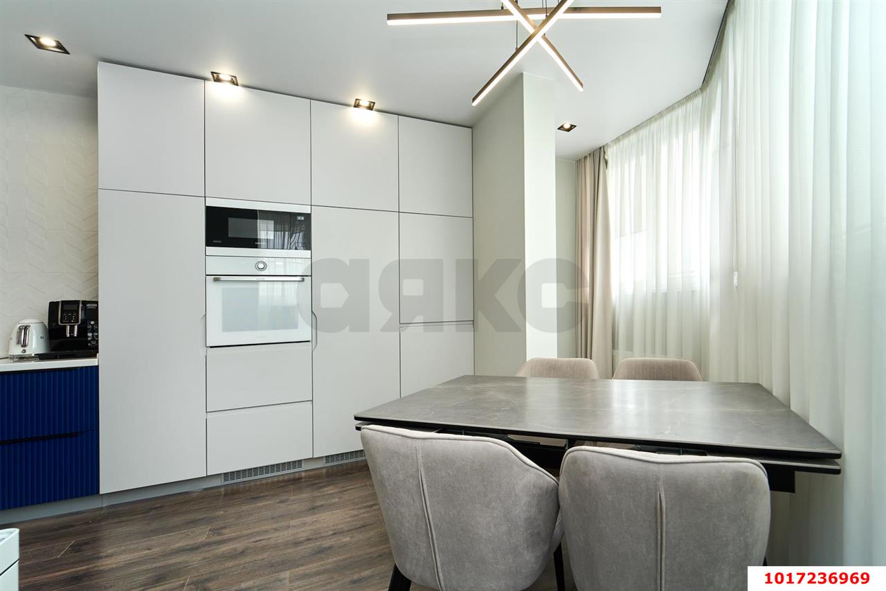 Фото №8: 3-комнатная квартира <span class="whitespace-nowrap">90 м²</span>, <span class="whitespace-nowrap">4/26 эт.</span> - Краснодар, Прикубанский внутригородской округ, Фестивальный, мкр. ЖК На Высоте, ул. Каляева, 263/4к2