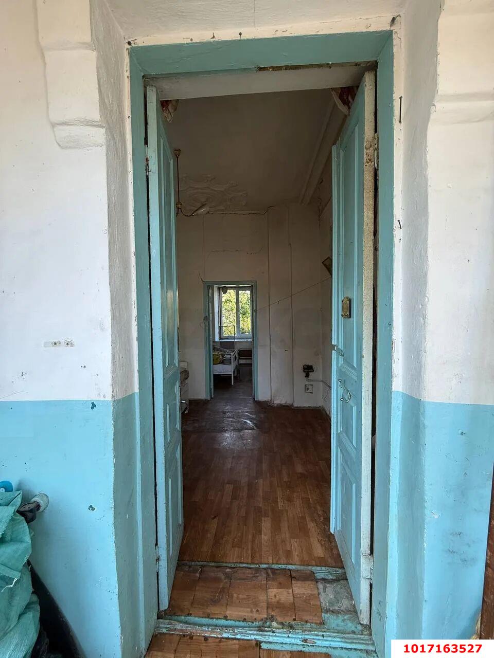 Фото №6: 2-комнатная квартира 30 м² - Краснодар, Центральный внутригородской округ, мкр. Центральный, ул. Коммунаров, 110