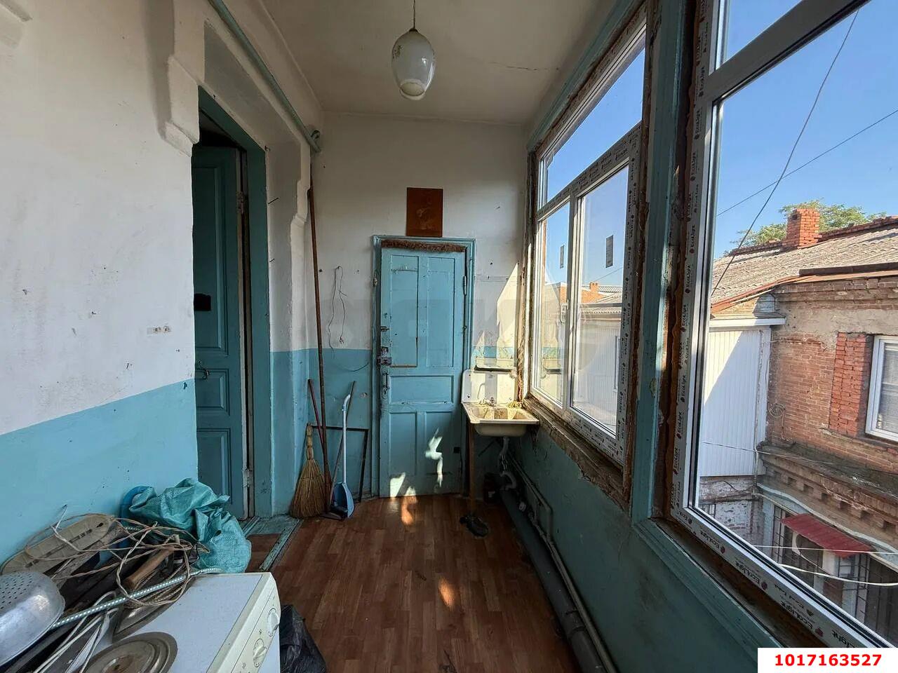 Фото №7: 2-комнатная квартира 30 м² - Краснодар, Центральный внутригородской округ, мкр. Центральный, ул. Коммунаров, 110
