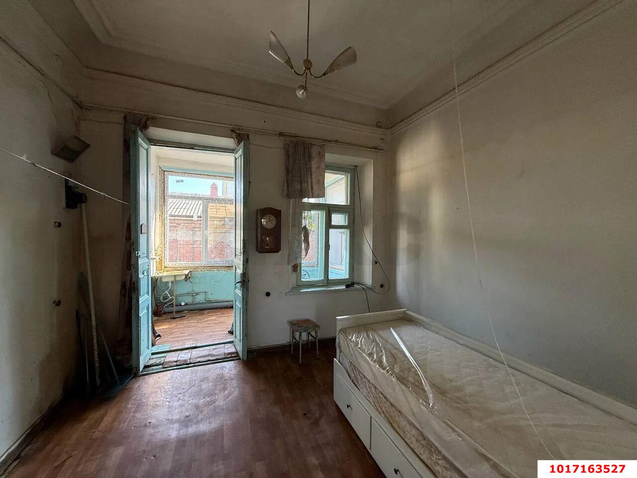 Фото №4: 2-комнатная квартира 30 м² - Краснодар, Центральный внутригородской округ, мкр. Центральный, ул. Коммунаров, 110