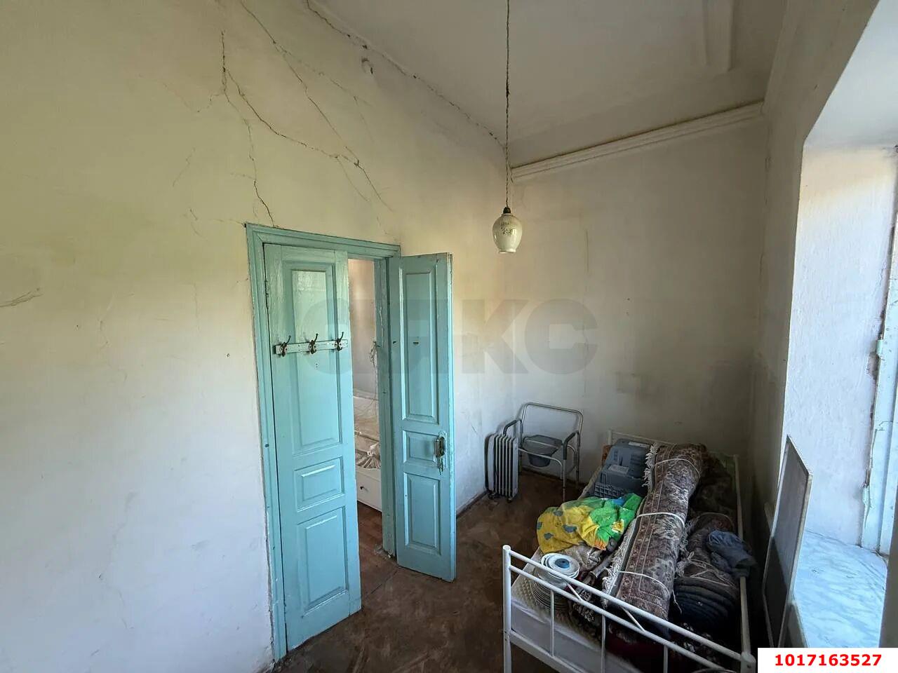 Фото №5: 2-комнатная квартира 30 м² - Краснодар, Центральный внутригородской округ, мкр. Центральный, ул. Коммунаров, 110