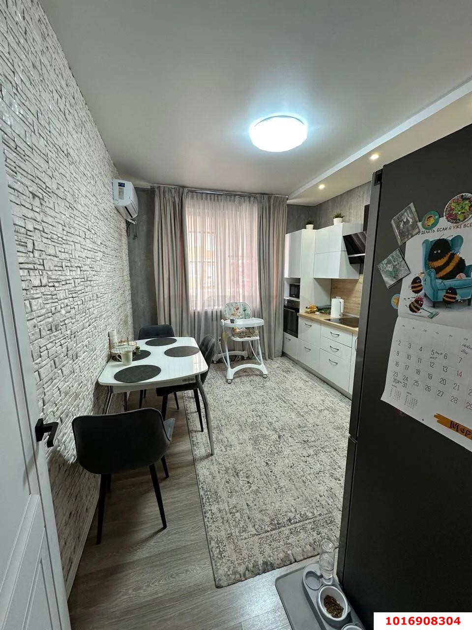 Фото №9: 2-комнатная квартира 75 м² - Краснодар, Карасунский внутригородской округ, мкр. Гидростроителей, ул. Автолюбителей, 52/3