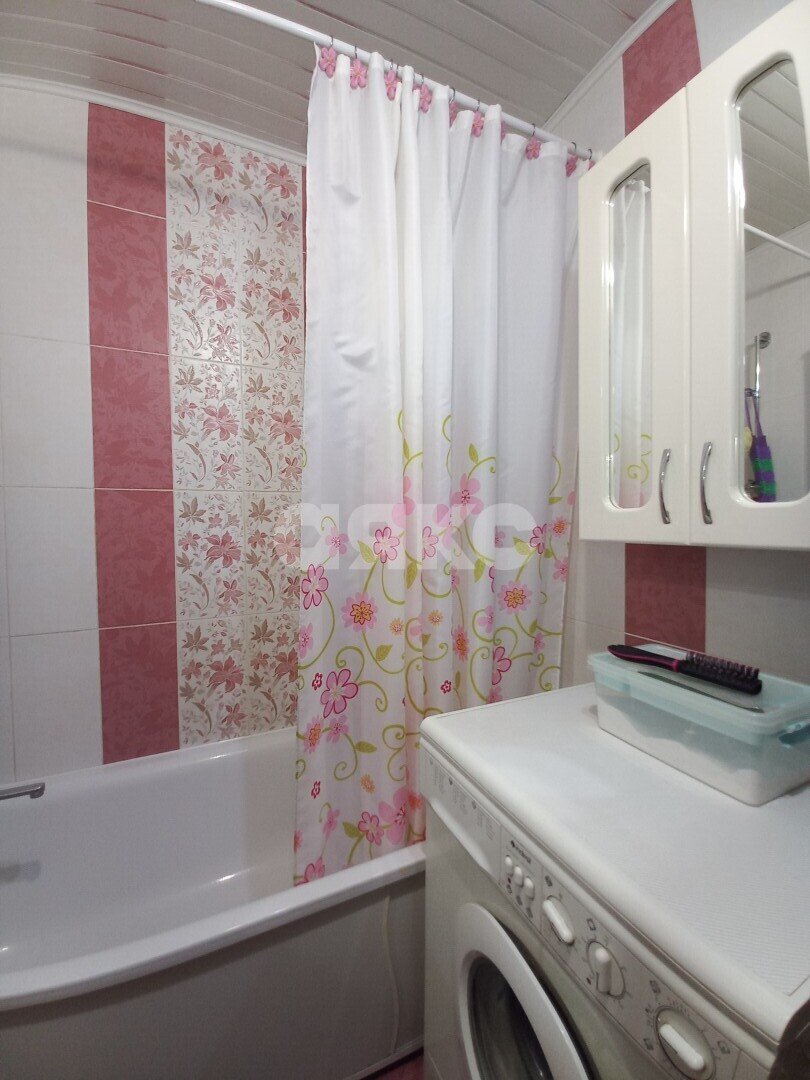 Фото №26: 4-комнатная квартира <span class="whitespace-nowrap">84 м²</span>, <span class="whitespace-nowrap">6/9 эт.</span> - Волгоград, р. Краснооктябрьский, ул. 39-й Гвардейской Дивизии, 24