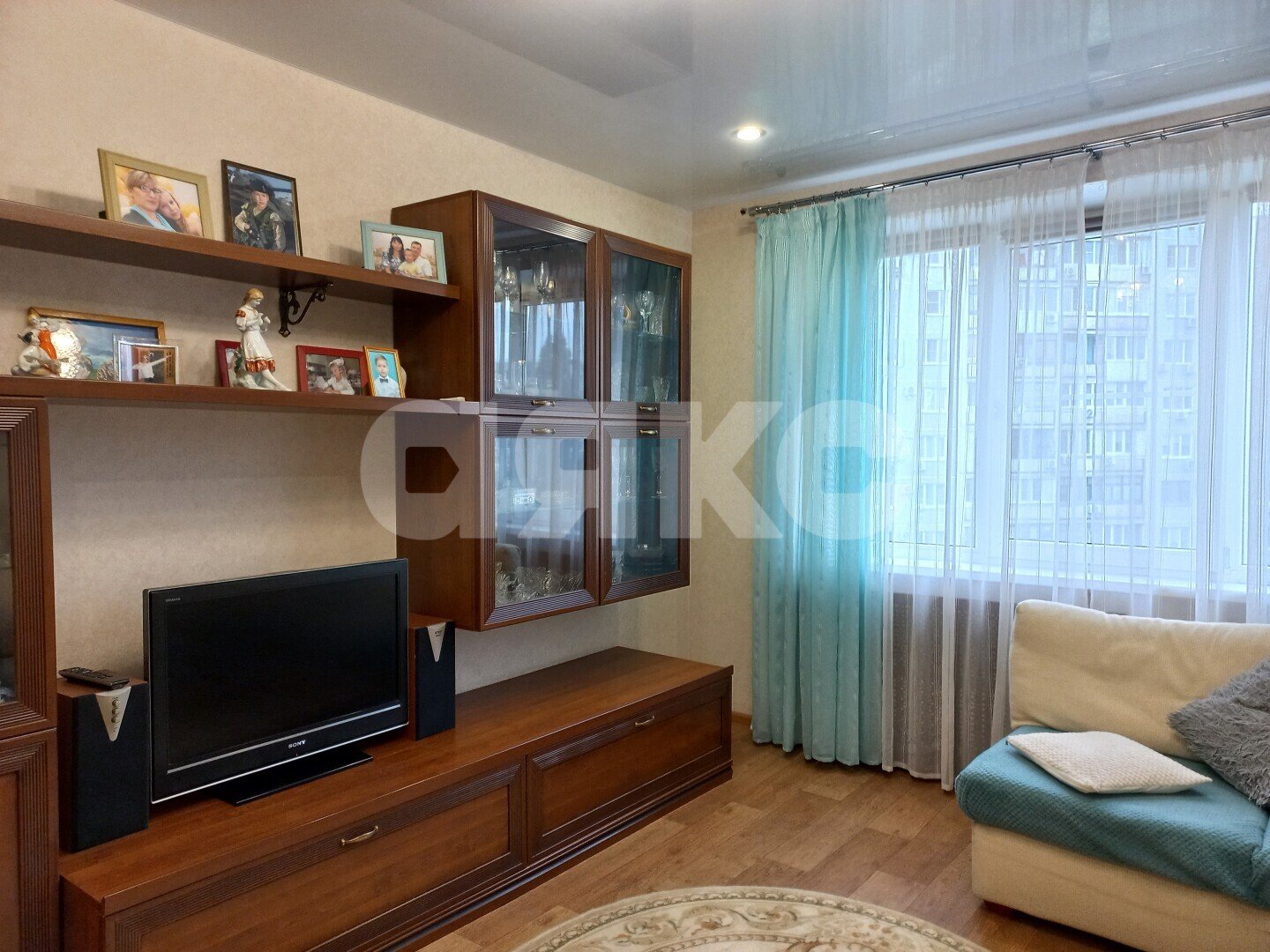 Фото №2: 4-комнатная квартира <span class="whitespace-nowrap">84 м²</span>, <span class="whitespace-nowrap">6/9 эт.</span> - Волгоград, р. Краснооктябрьский, ул. 39-й Гвардейской Дивизии, 24