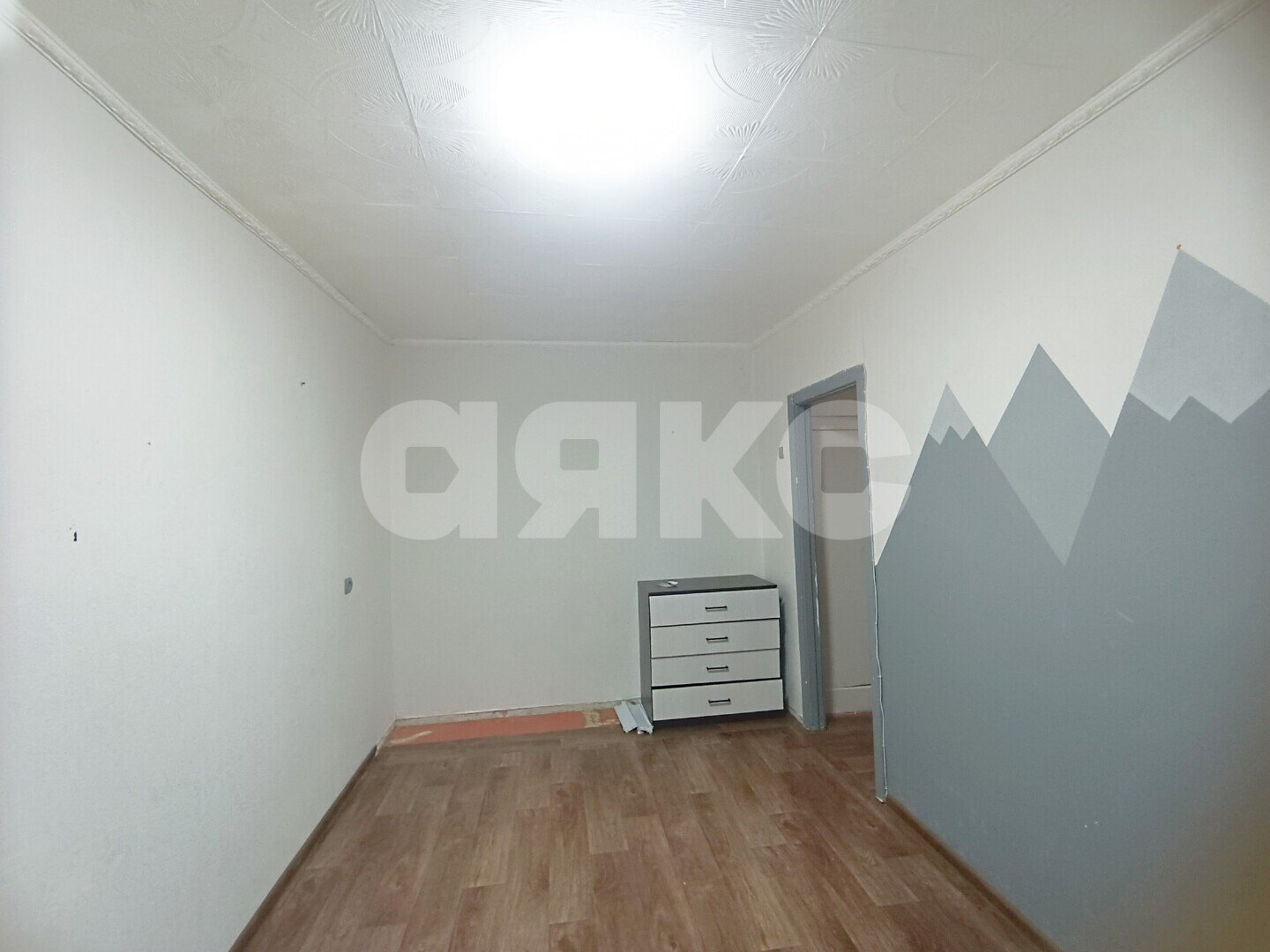 Фото №7: 2-комнатная квартира <span class="whitespace-nowrap">48 м²</span>, <span class="whitespace-nowrap">8/9 эт.</span> - Волгоград, Тракторозаводский, мкр. Горный, ул. Загорская, 8