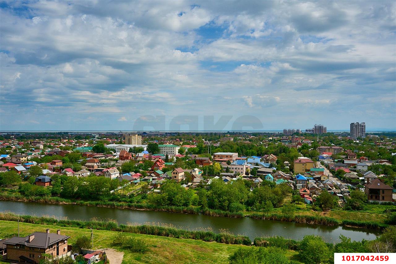 Фото №2: 2-комнатная квартира 85 м² - Краснодар, Карасунский внутригородской округ, мкр. Комсомольский, ул. Симферопольская, 4/1