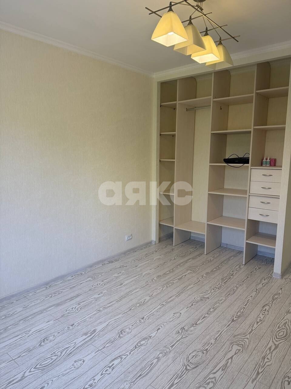 Фото №2: 3-комнатная квартира 57 м² - Мариуполь, Жовтневый, Западный, мкр. 22-й, ул. 9-й Авиадивизии, 16