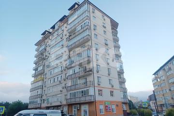 Фото №1: 1-комнатная квартира 38 м² - Геленджик, мкр. Толстый Мыс, ул. Южная, 35/3