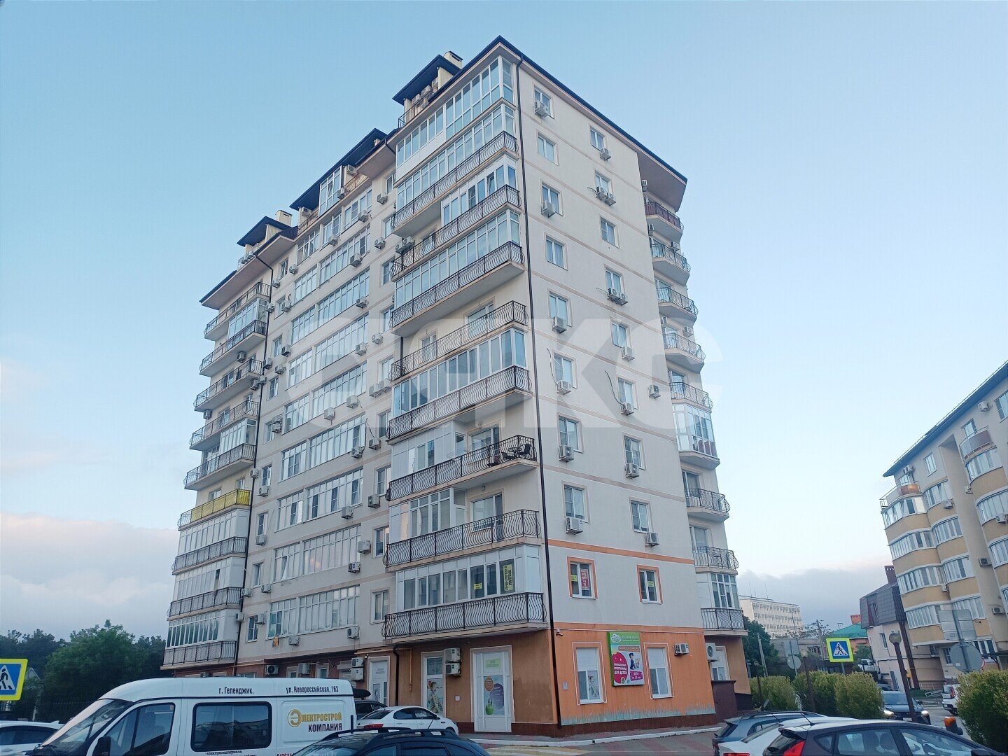 Фото №1: 1-комнатная квартира 38 м² - Геленджик, мкр. Толстый Мыс, ул. Южная, 35/3