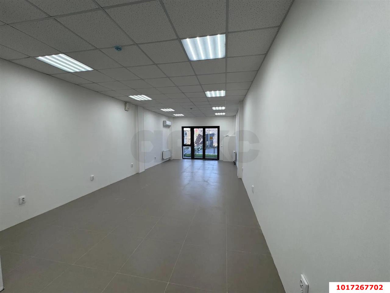 Фото №4: Офисное помещение 44 м² - Краснодар, Прикубанский внутригородской округ, мкр. Музыкальный, ул. Российская, 257/7