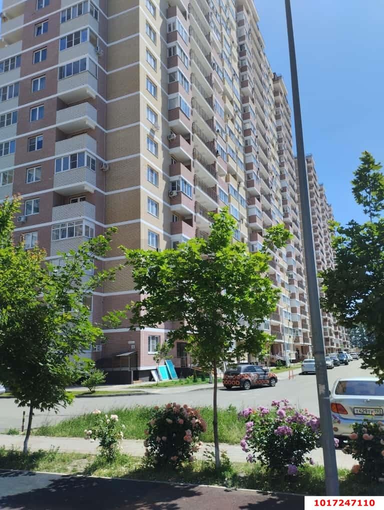 Фото №1: 2-комнатная квартира 64 м² - Краснодар, Прикубанский внутригородской округ, мкр. ЖК Бауинвест, ул. Героев-Разведчиков, 11/3