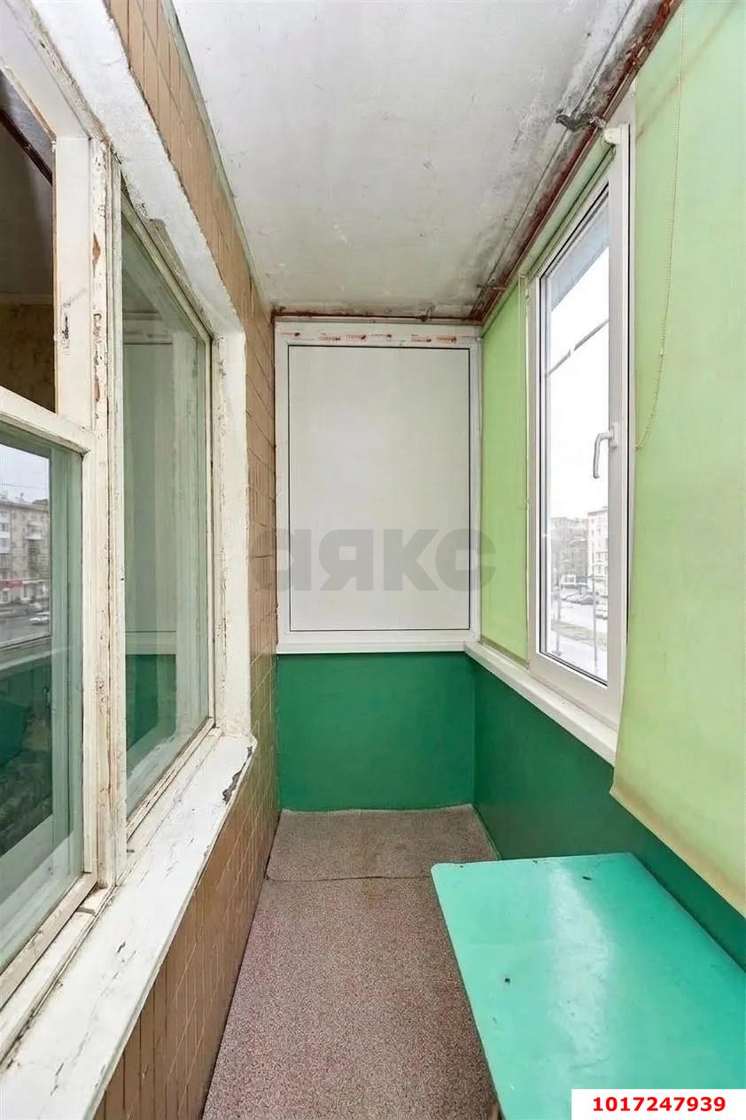 Фото №9: 1-комнатная квартира <span class="whitespace-nowrap">35 м²</span>, <span class="whitespace-nowrap">5/12 эт.</span> - Краснодар, Западный внутригородской округ, мкр. Юбилейный, ул. 70-летия Октября, 12/1
