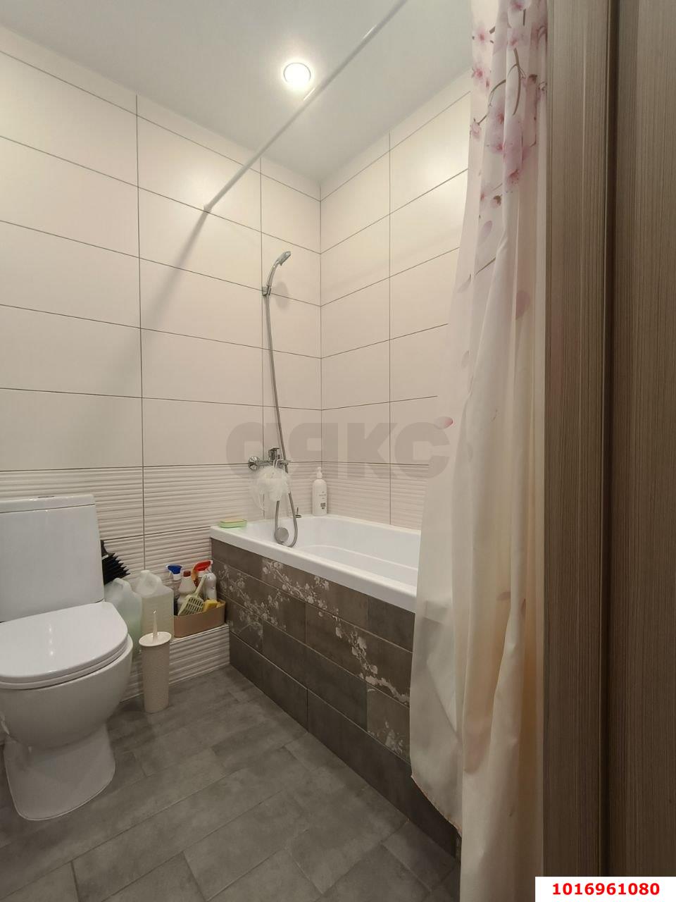 Фото №3: 1-комнатная квартира 37 м² - Краснодар, Прикубанский внутригородской округ, отделение № 2 Агрофирмы Солнечная, мкр. жилой комплекс Движение, ул. Западный Обход, 38/1