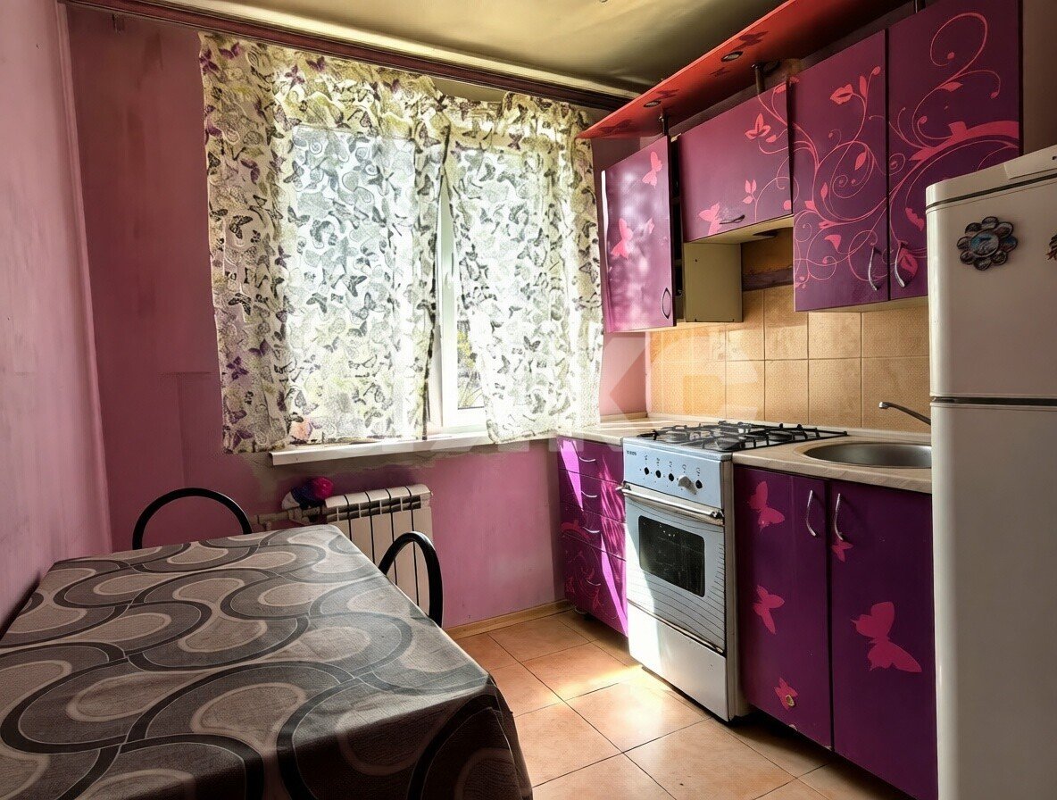 Фото №1: 2-комнатная квартира 42 м² - Мариуполь, р. Жовтневый, пр-кт Строителей, 100А