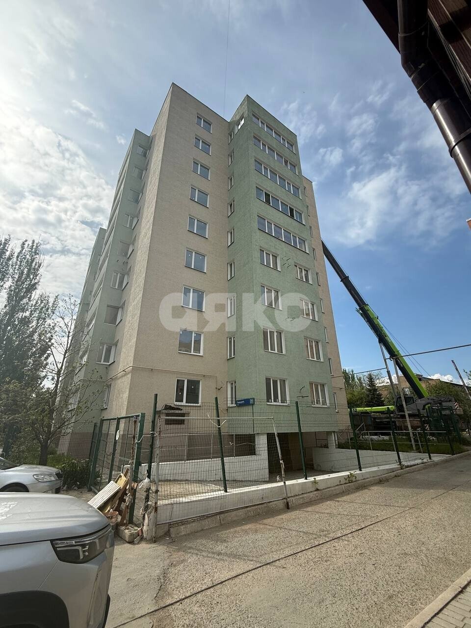 Фото №1: 4-комнатная квартира 95 м² - Мариуполь, р. Приморский, ул. Лавицкого, 21