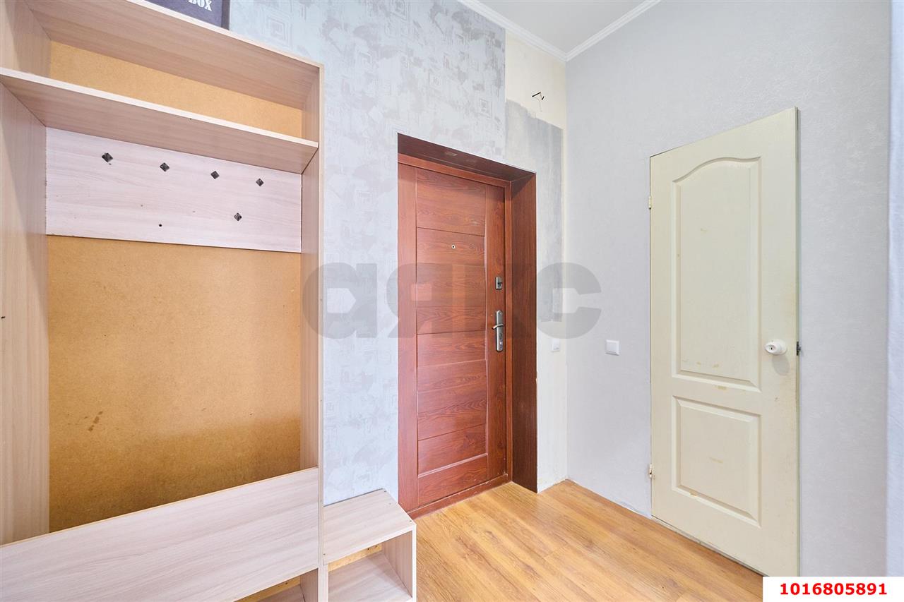 Фото №9: 1-комнатная квартира <span class="whitespace-nowrap">38 м²</span>, <span class="whitespace-nowrap">16/16 эт.</span> - Краснодар, Прикубанский внутригородской округ, мкр. Краевая Клиническая Больница, ул. Домбайская, 6