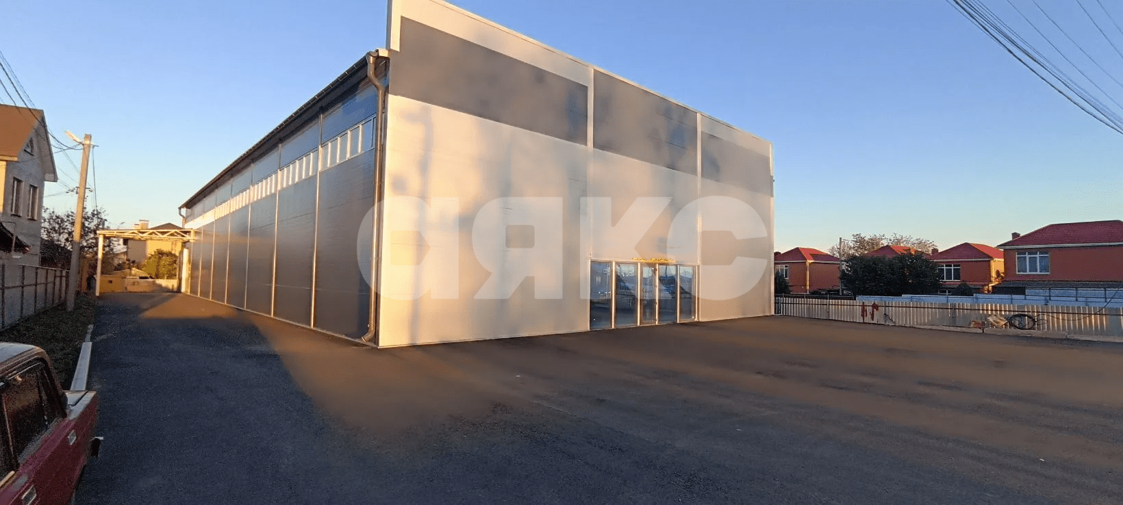 Фото №4: Коммерция <span class="whitespace-nowrap">800 м²</span>, <span class="whitespace-nowrap">1/1 эт.</span> - Ленинаван, ул. Мира, 3А