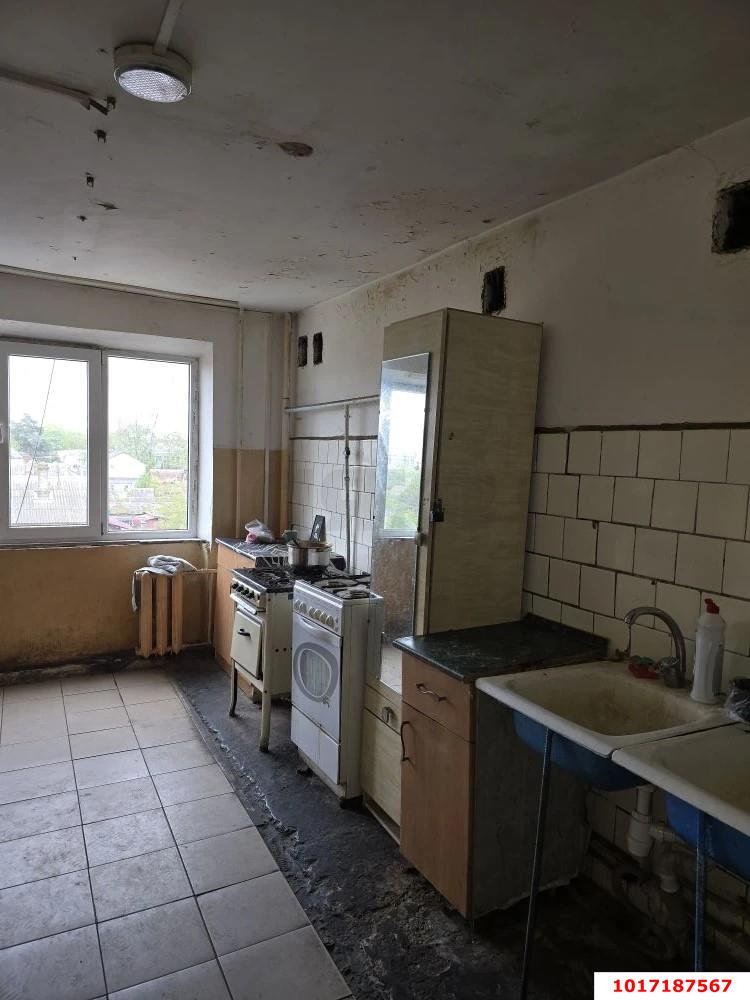 Фото №8: Комната 13 м² - Краснодар, Центральный внутригородской округ, мкр. Черёмушки, ул. Свободная, 76