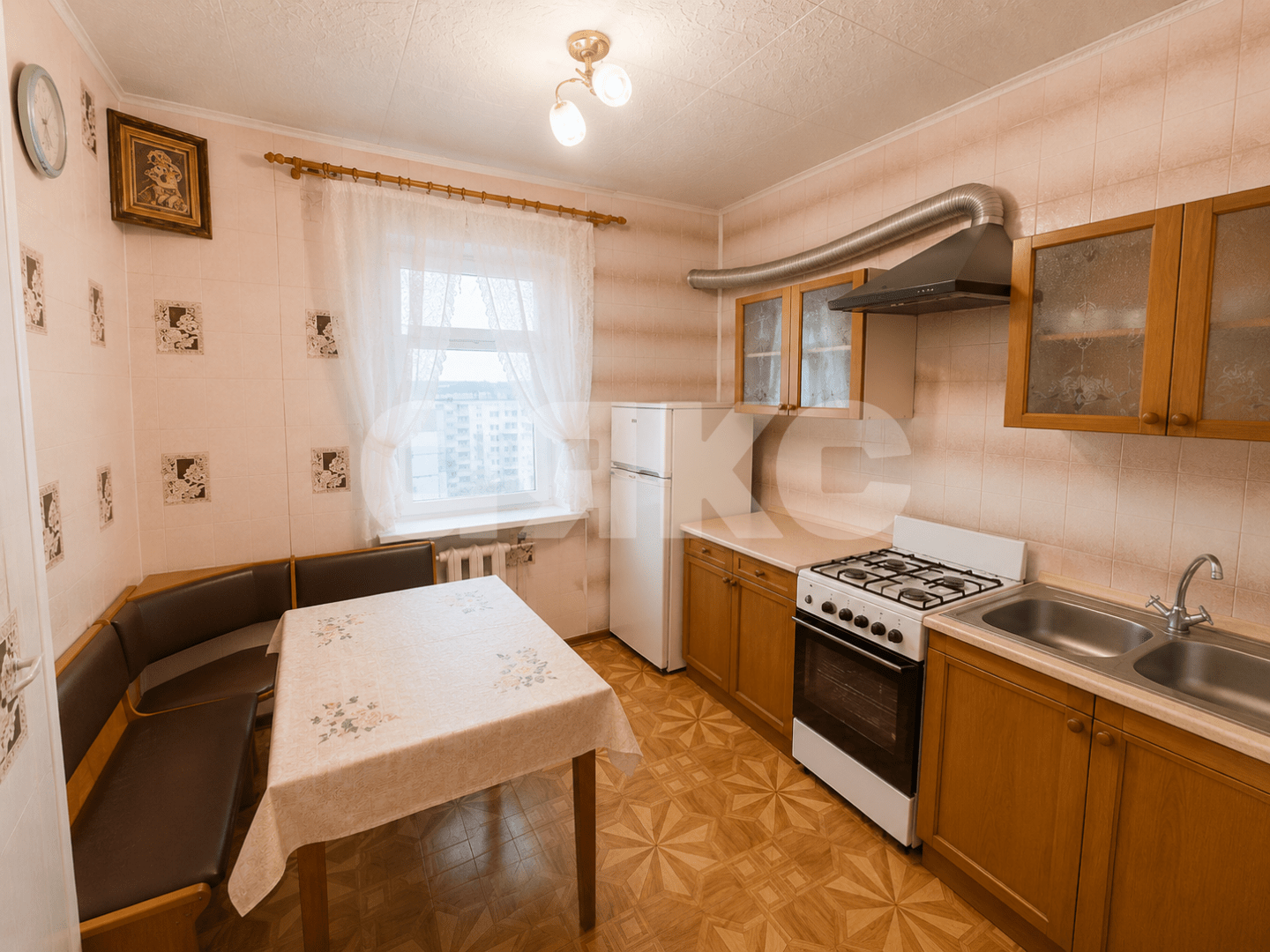 Фото №1: 3-комнатная квартира 72 м² - Луганск, Артёмовский, мкр. Степной квартал, 13