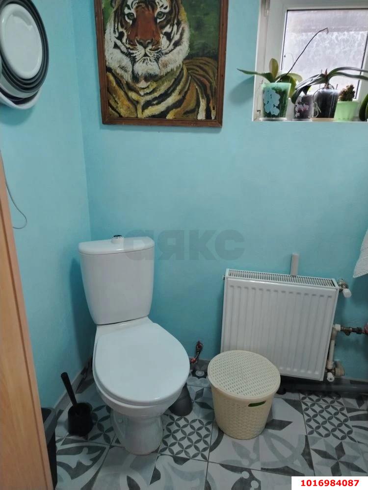 Фото №10: 2-комнатная квартира 31 м² - Краснодар, Центральный внутригородской округ, мкр. Центральный, ул. Красноармейская, 96