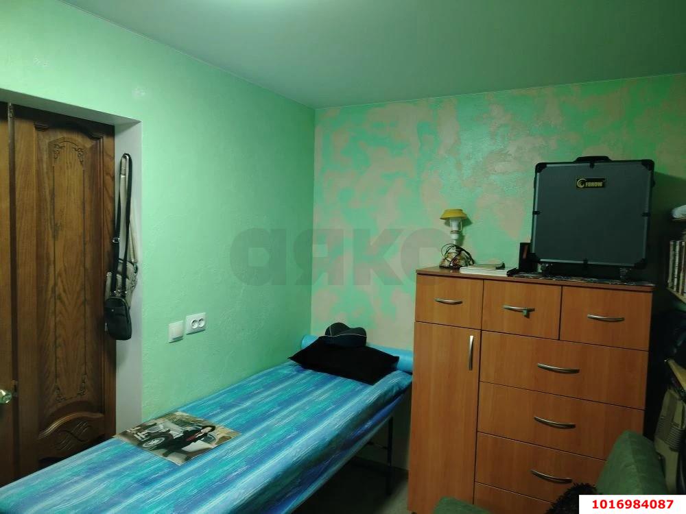 Фото №8: 2-комнатная квартира 31 м² - Краснодар, Центральный внутригородской округ, мкр. Центральный, ул. Красноармейская, 96